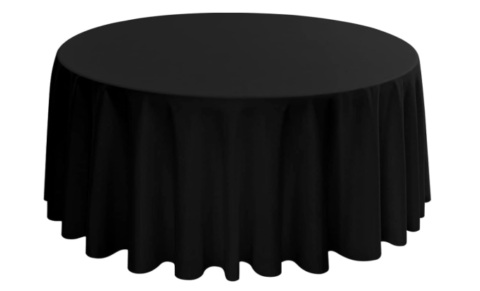 Nappe ronde noire drapée sur une table ronde, retombée jusqu'au sol
