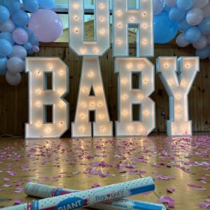 Lettres Lumineuses Oh Baby pour Gender Reveal avec Ballons décoratifs Bleu et Rose et Confetti Rose