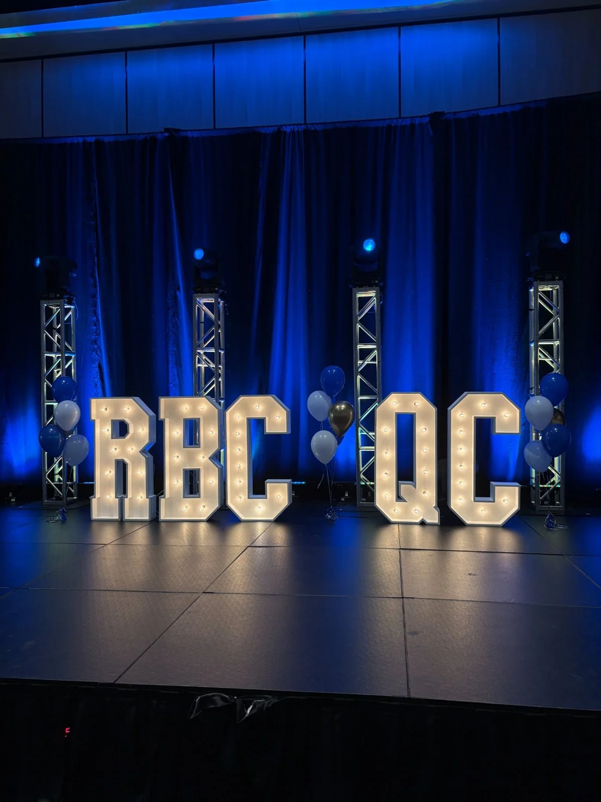 Événement corporatif RBC QC chiffres lumineux