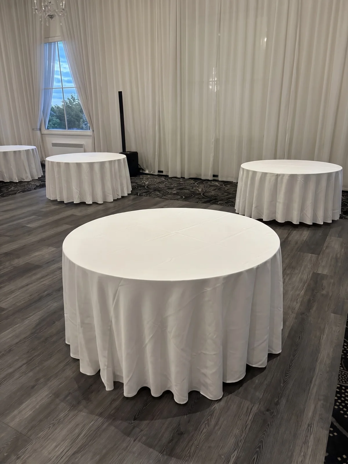 Le même espace avant l'installation