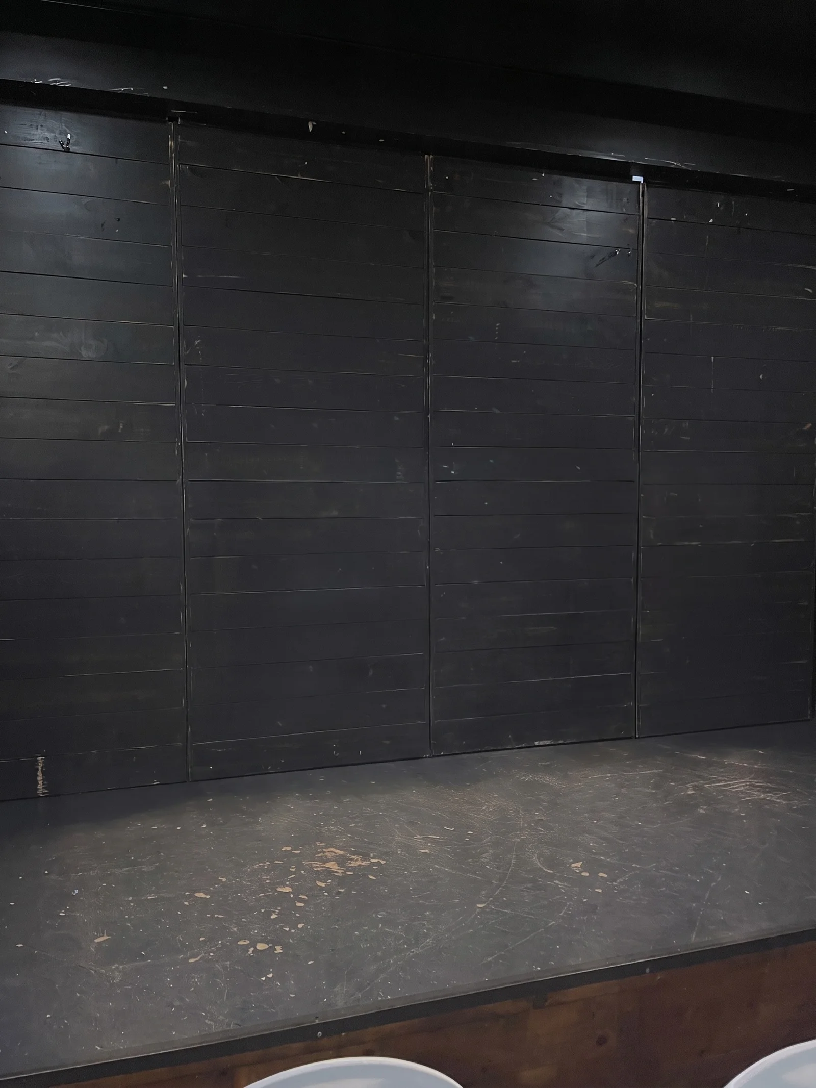 Le m&ecirc;me espace avant l'installation